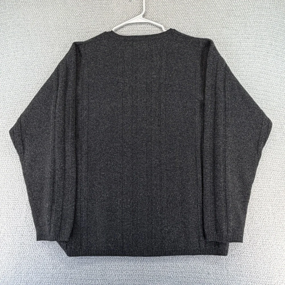Vintage Woolrich Sweater Mens Large Charcoal Gray 100% Lambswool V-Neck Pullover
